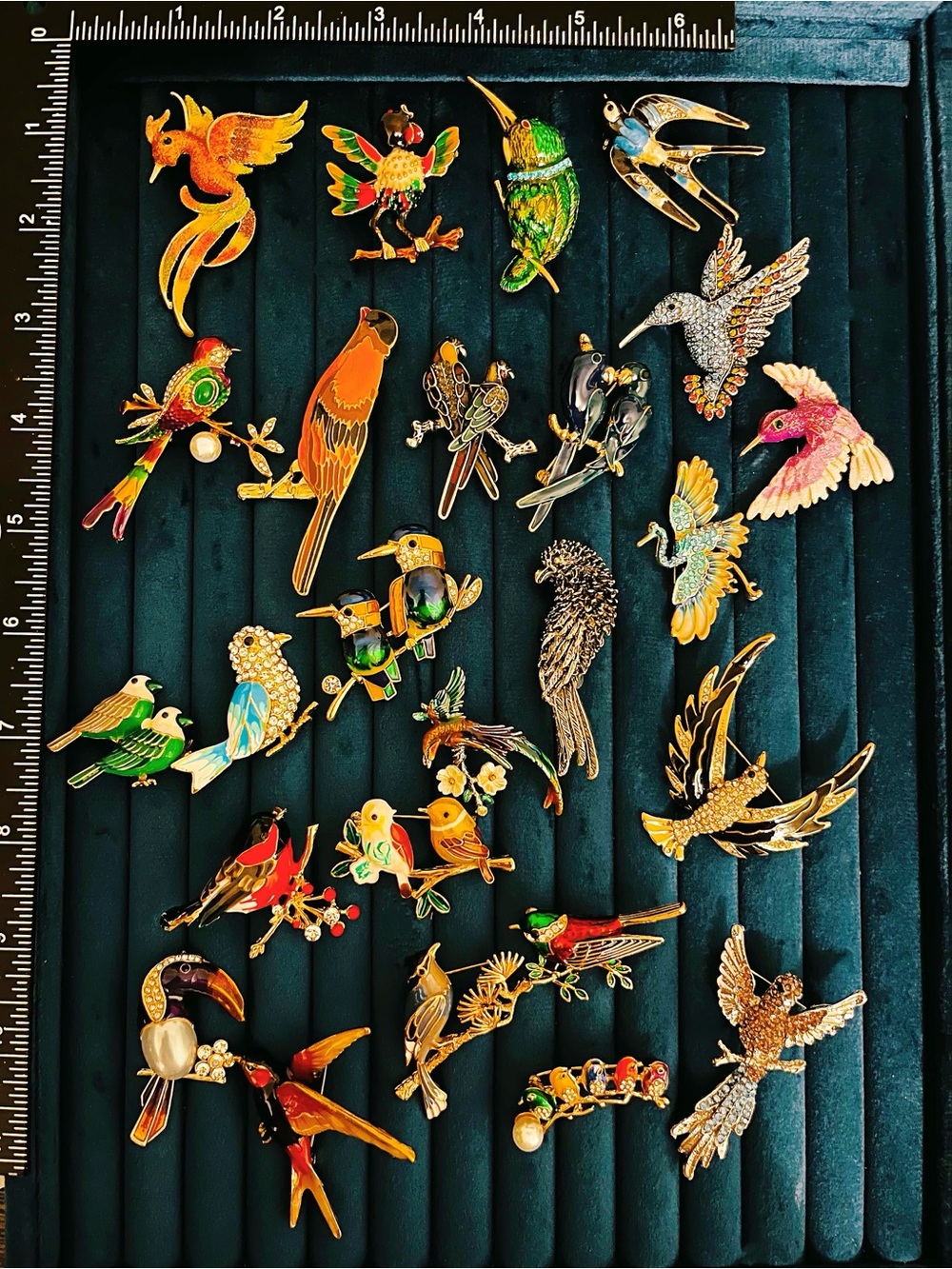 Lot of 25 Bird Rhinestone Enamel Parrot Hummingbird Colorful Jewelry